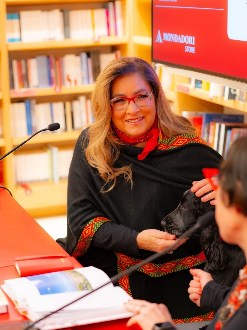 «Это было невыносимо»: почему Аль Бано и Ромина Пауэр развелись после 29 лет брака, но воссоединились спустя годы