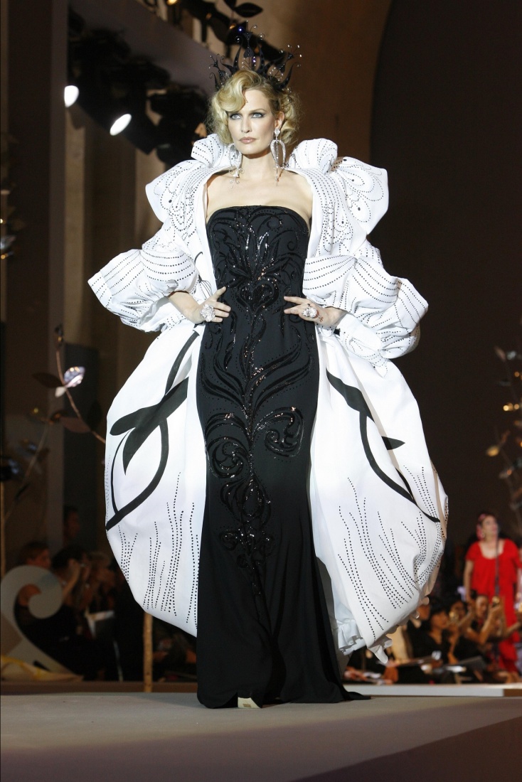 Расплата за красоту: как модельный мир сломал Карен Мюлдер