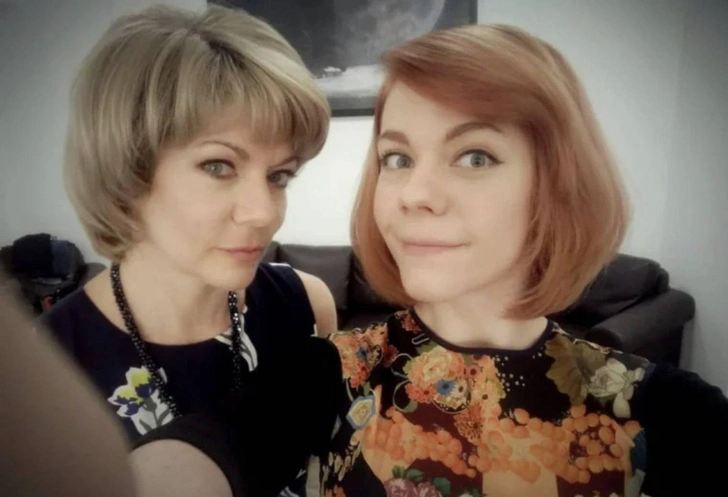 Алеся очень похожа на маму в юности