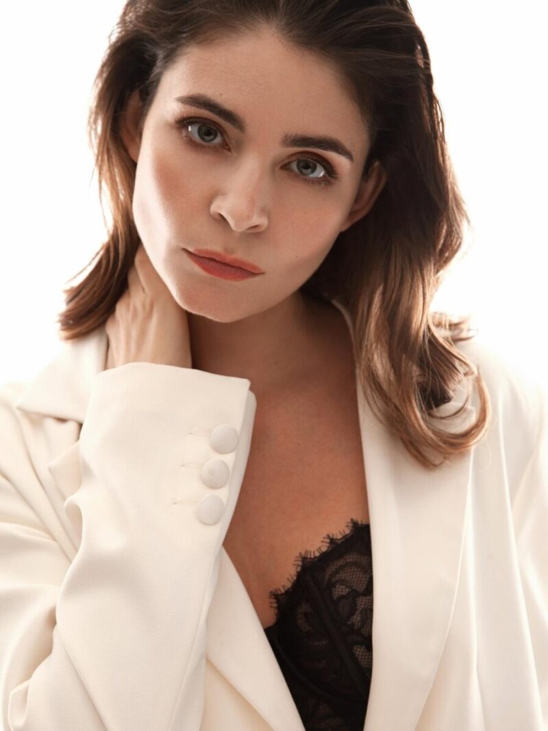 «Он не семейный»: как дочь знаменитых Козакова и Яковлевой пережила развод родителей в 4 месяца и нашла счастье в 30 лет