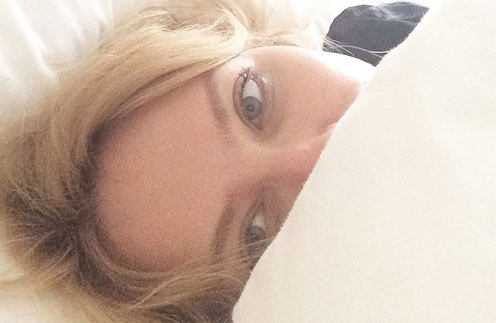 Поклонники отметили, что без очков Эвелина выглядит значительно моложе.