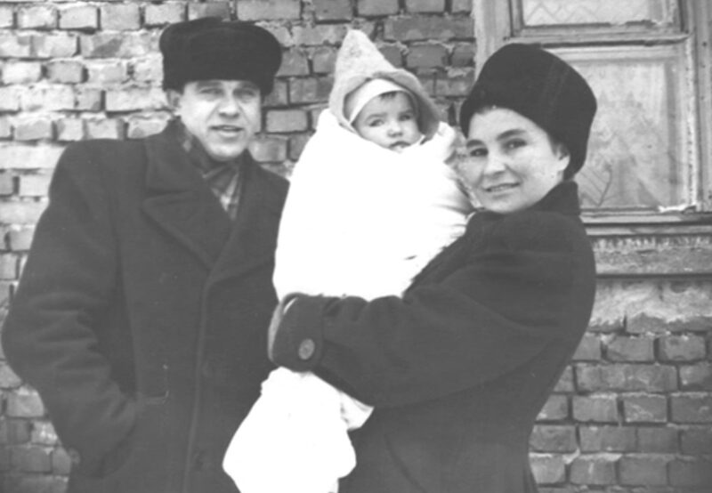 Галина Макарова с супругом Павлом Пекуром и дочерью Татьяной