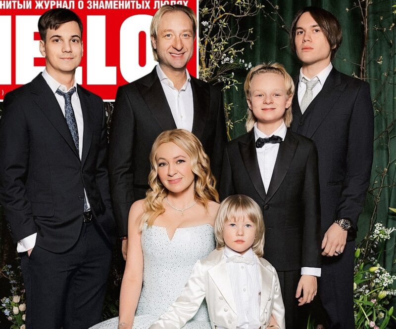 «У моего Андрея есть только одна мама — я»: как Яна Рудковская отвоевала сыновей у экс-мужа и почему 24-летний Андрей и 23-летний Николай избегают публичности