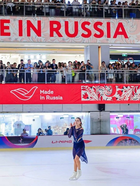 В 2025-м Камила участвовала в фестивале «Сделано в России» в Пекине