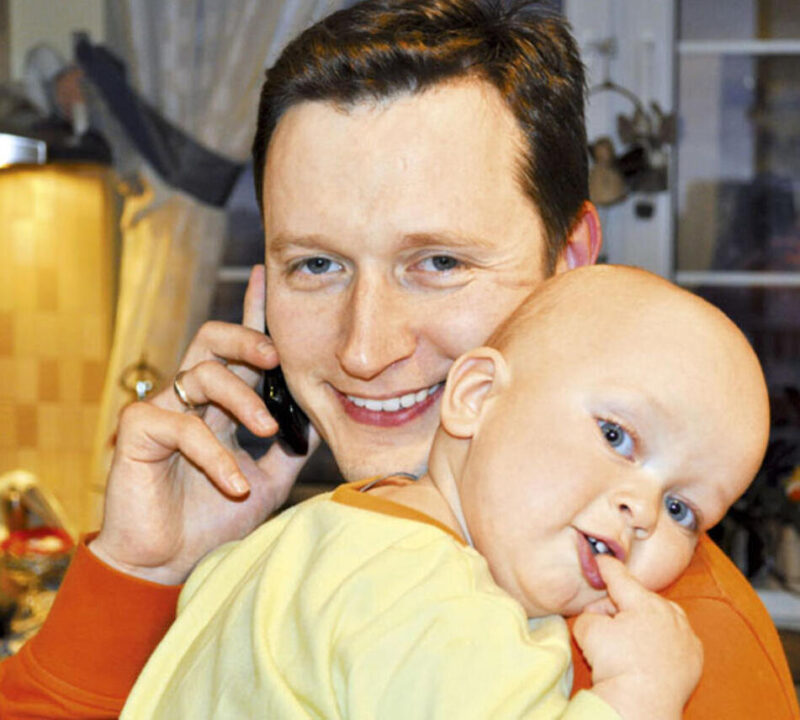 «Для меня он всегда на первом месте»: как 50-летняя Мария Ситтель с пятью детьми сохраняет брак и выглядит моложе своих лет