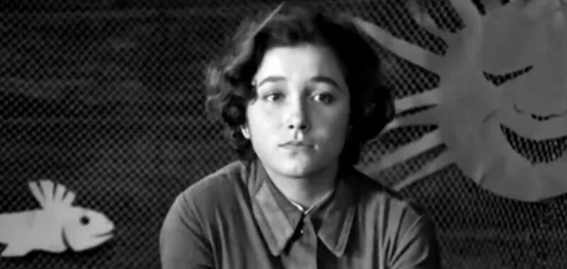 «Она спасла сцену»: как студентка из Саратова стала звездой «А зори здесь тихие», но выбрала жизнь в провинции вместо славы