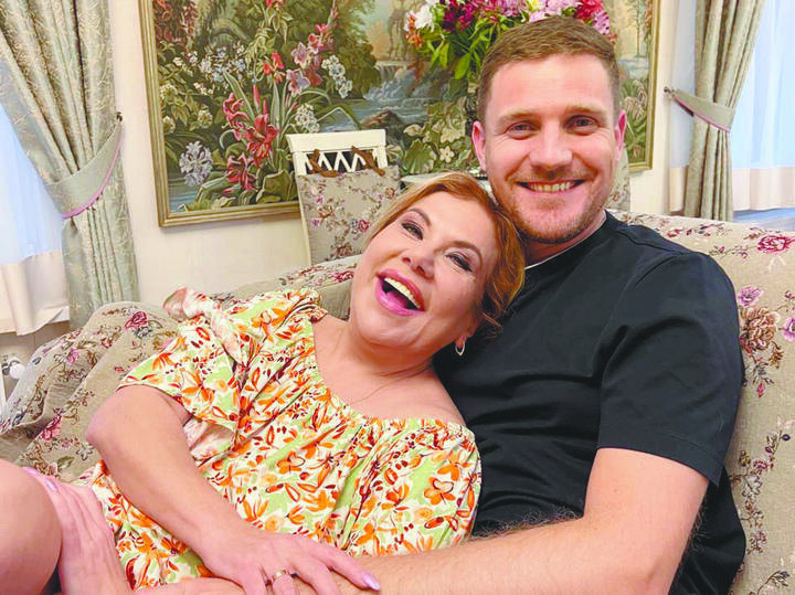 «Не похожа на модель с глянца»: почему 58-летняя Федункив не стесняется упреков и как ее принял 41-летний муж-итальянец