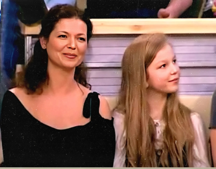 Мария Шатланова с дочерью. 