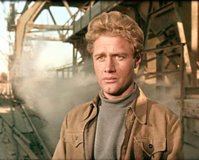 Леонид Тарабаринов в фильме «Поэма о море» (1958), после разрыва с Фатеевой.