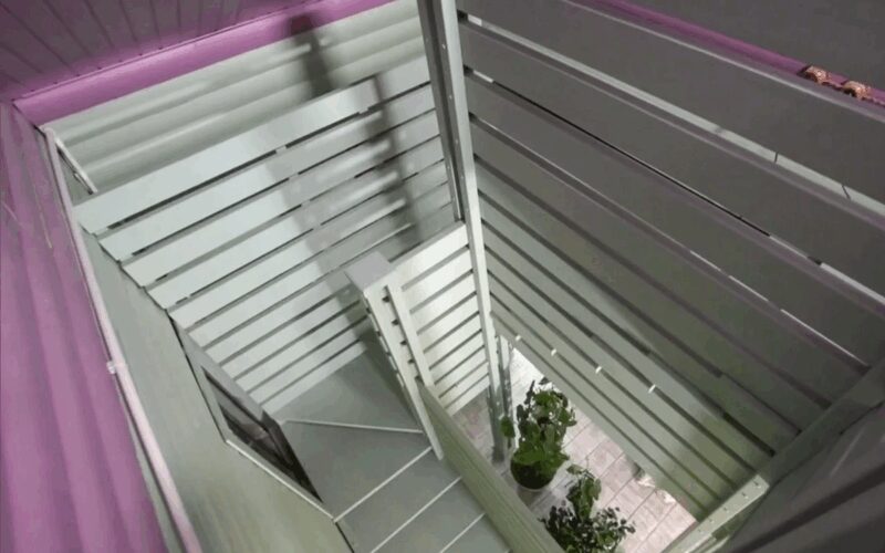 «Изба XIX века, но с комфортом XXI»: как Елена Яковлева 4 года строила свой необычный дом под Москвой