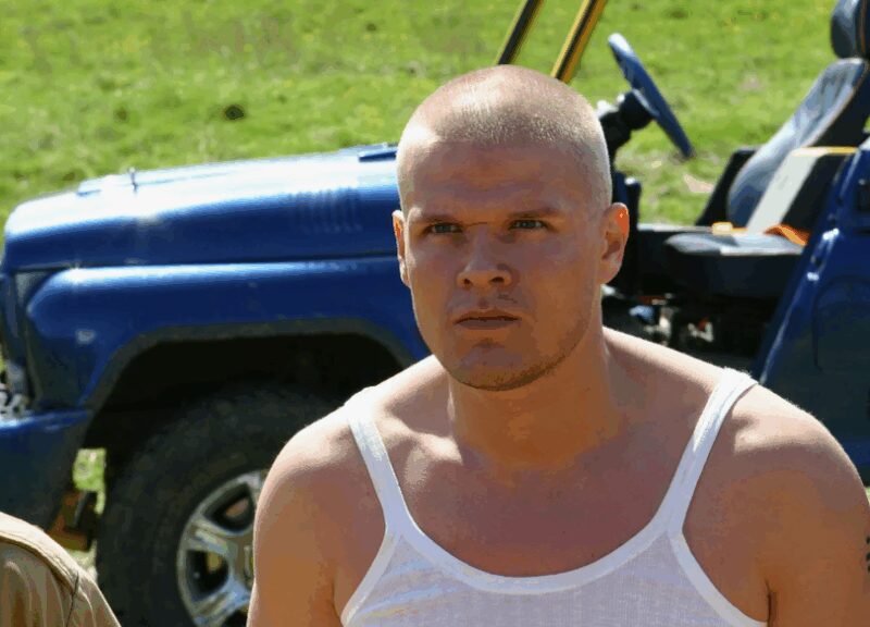 Владислав Ценев: молодой актер, быстро завоевавший признание.