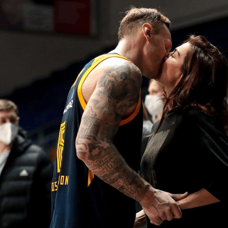 Несмотря на частые ссоры, Анна и Янис пытались сохранить свои отношения