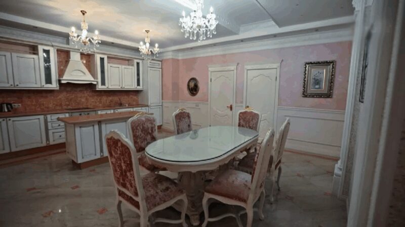 «Это был не просто жест»: как 40-летний Прохор Шаляпин получил 400-метровую квартиру на Черноморском побережье