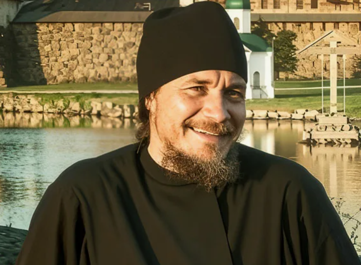 Они были на пике славы, но исчезли с экранов: почему 4 звезды российского кино выбрали другую жизнь?