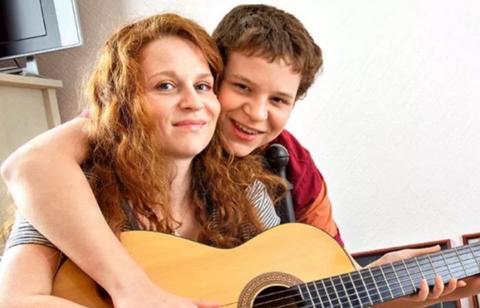 Агриппина Стеклова с сыном.