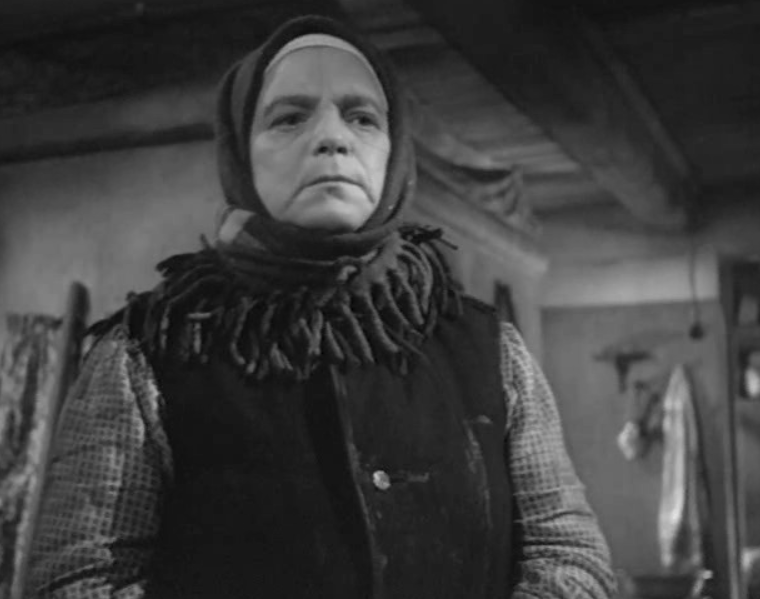 Елена Максимова на съёмках фильма «За власть Советов».