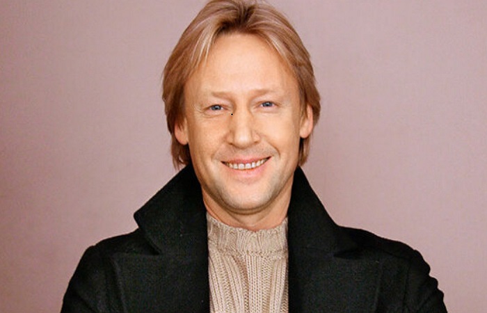 Дмитрий Харатьян