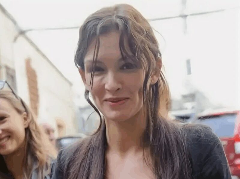 «Сшибла абсолютная красота»: почему 57-летний Бондарчук развелся с Паулиной Андреевой, а теперь пытается вернуть 35-летнюю актрису?