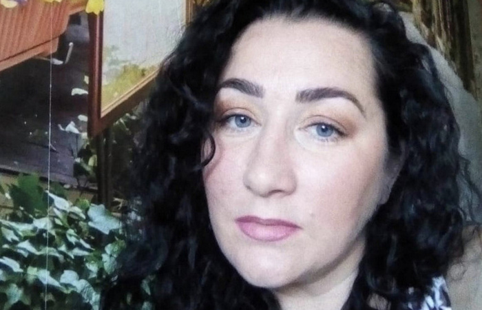 «Черная вдова»: 41-летняя солистка «Вороваек» Яна Павлова похоронила двух мужей, а теперь и двух детей — 22-летнюю дочь и 10-летнего сына