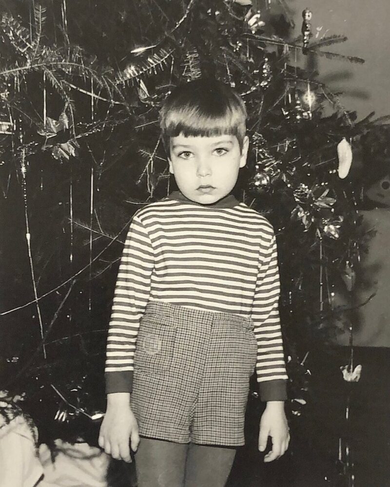 Кадр из сериала «Серафима Прекрасная», принесшего Гребенщикову широкую известность.