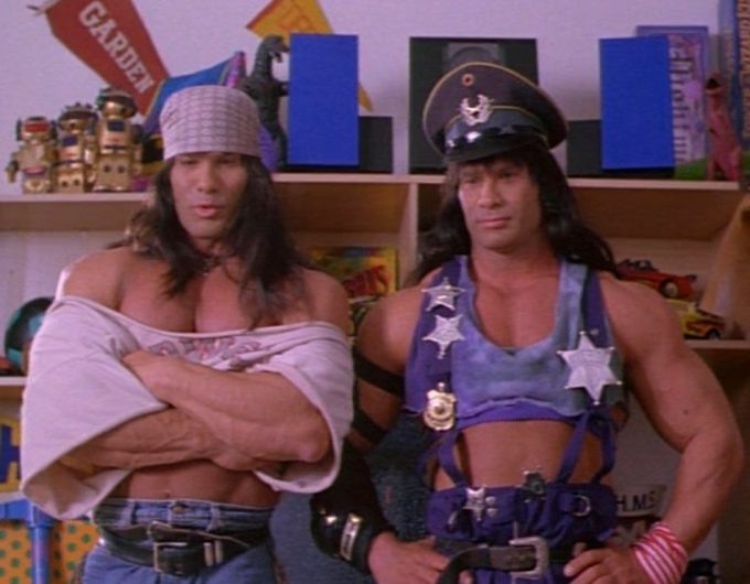 «Няньки» / Surge Productions Inc.