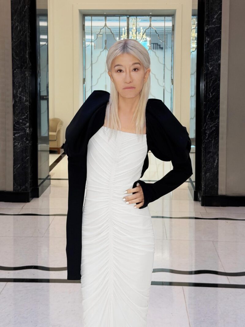 76 лет: как Вера Вонг превратилась в платиновую блондинку за ночь?