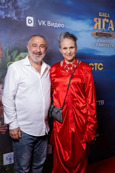 На премьере «Бабы Яги…» актриса растрогала зрителей своей речью