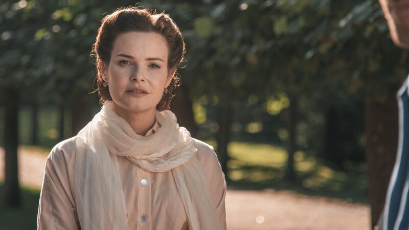 Анна Пескова в сериале «Берлинская жара»