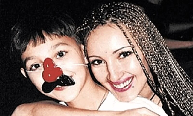 Лера Кудрявцева с сыном Жаном