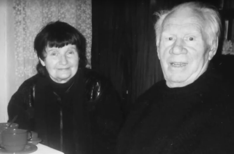 «Попу-то подвиньте!»: как деревенский тринадцатый ребенок стал звездой кино, выкрал паспорт и пережил предательство Шукшина