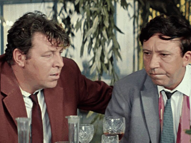 Роман Филиппов в незабываемой роли из фильма «Бриллиантовая рука»