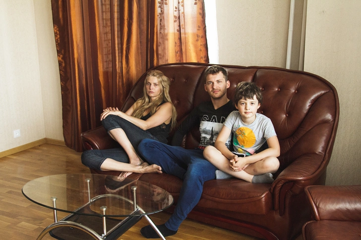 Поначалу второй муж ладил с Григорием, но в итоге Татьяна обвинила супруга в домашнем насилии