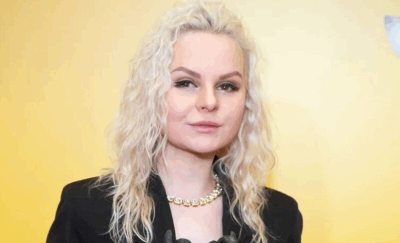 Алиса Вокс: техничность и узнаваемый тембр.