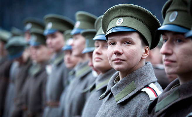 «Урод», «омерзительный»: почему звезда «9 роты» прячет сына?