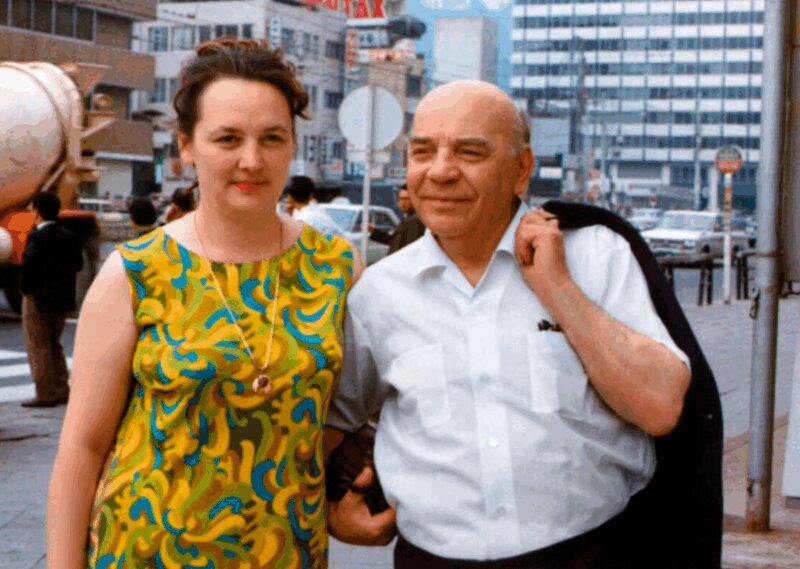 Алексей Грибов с молодой женой Наташей