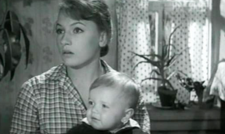 «Я расплачусь!»: как звезда «Женщин» пережила 4 брака, бандитов и страшную болезнь, но обрела покой лишь в 79 лет