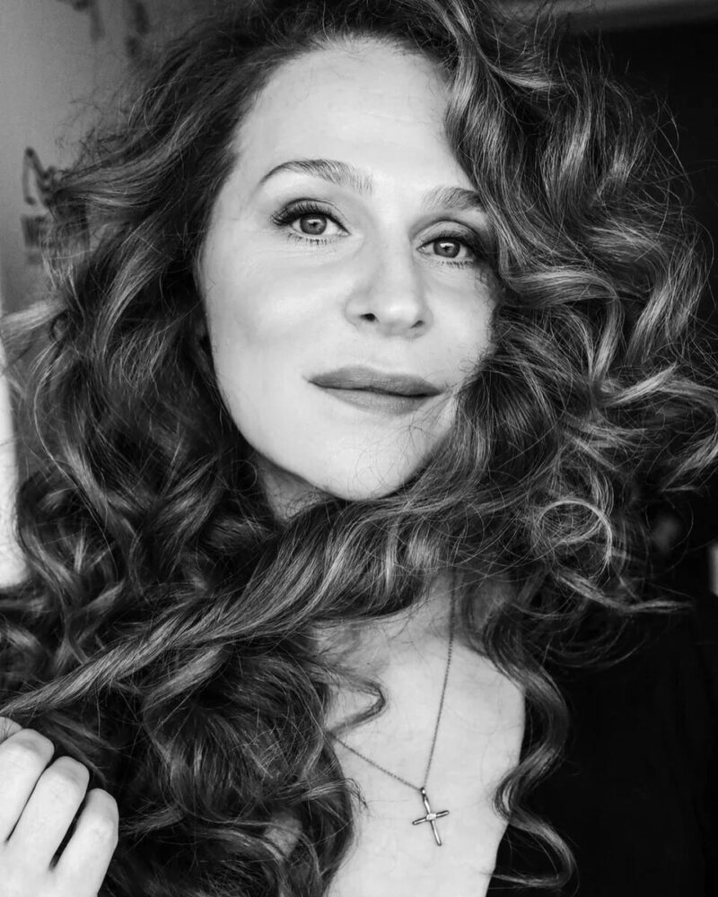 «Я была Ганей или Аней»: как дочь Владимира Стеклова, 53-летняя Агриппина, пережила предательство отца и раннее материнство