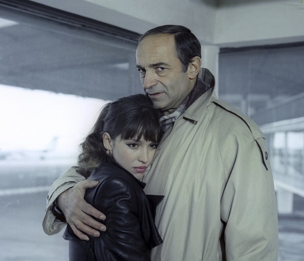 Партнером Анны Самохиной по фильму «Воры в законе» был Валентин Гафт