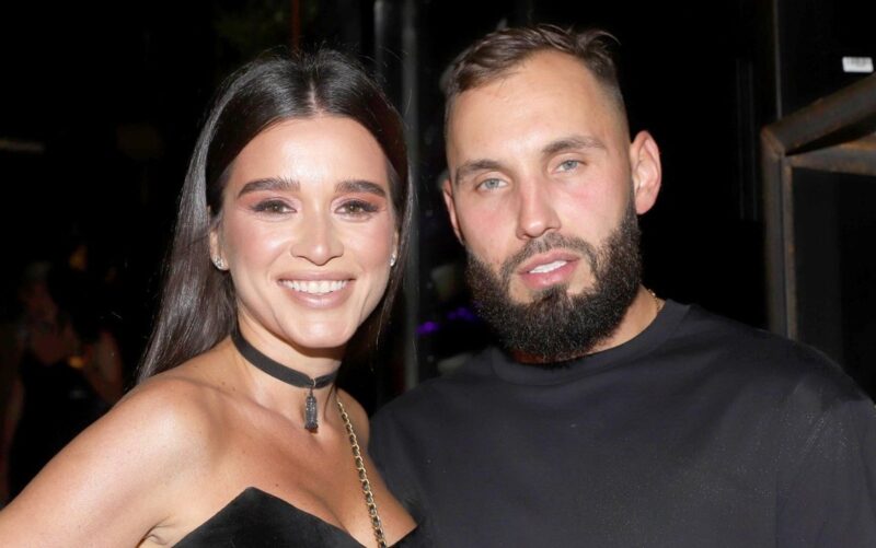 Елена Яковлева и Ксения Бородина.