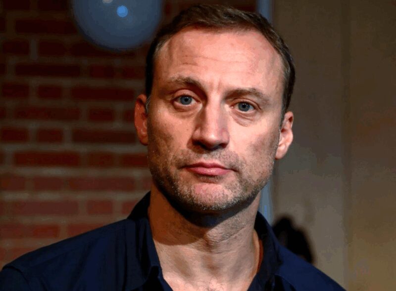 Актер Анатолий Белый, чье имя когда-то гремело на театральных подмостках.