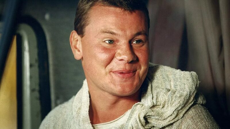 Тяжелое восстановление после восьми сложнейших операций.