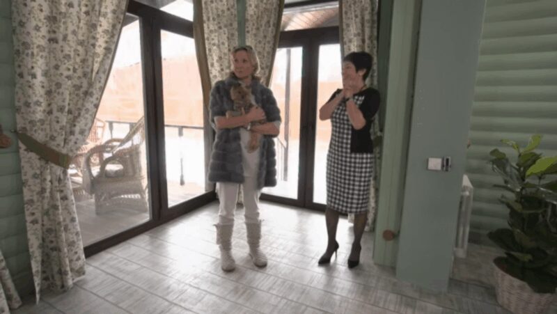 «Изба XIX века, но с комфортом XXI»: как Елена Яковлева 4 года строила свой необычный дом под Москвой