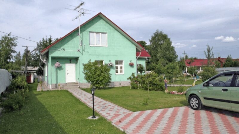 «Там живёт душа!»: как Алла Довлатова 20 лет создавала 300-метровый дом мечты без помощи дизайнеров