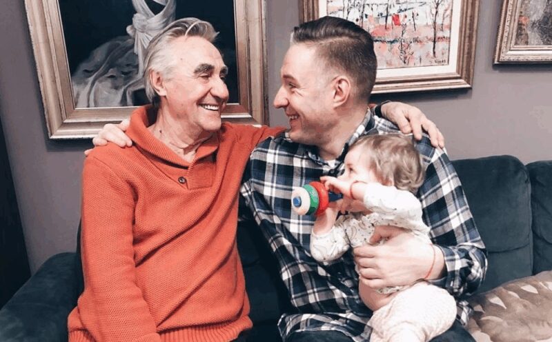 «Он заблокировал сына и внуков»: почему 77-летний Анатолий Васильев не общается с наследником от Татьяны Васильевой