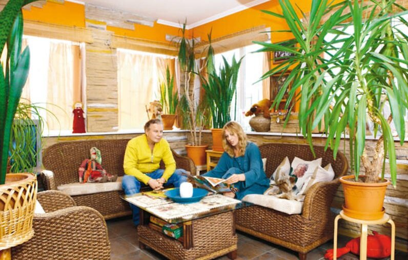 «Изба XIX века, но с комфортом XXI»: как Елена Яковлева 4 года строила свой необычный дом под Москвой