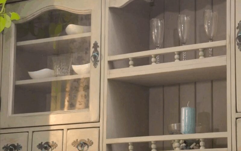 «Изба XIX века, но с комфортом XXI»: как Елена Яковлева 4 года строила свой необычный дом под Москвой