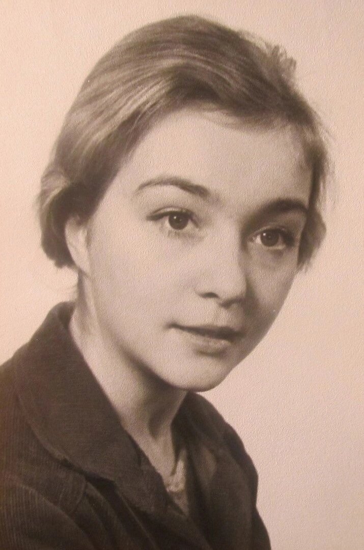 «Мама постоянно провоцировала на конфликты»: как детская драма сломала 64-летнюю Ирину Малышеву и лишила её счастья