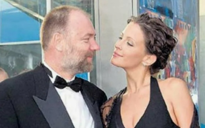 Роковая красавица из «Бандитского Петербурга»: как 56-летняя Евгения Крюкова пережила «векторный» брак, трагедию любимого и дважды обрела счастье