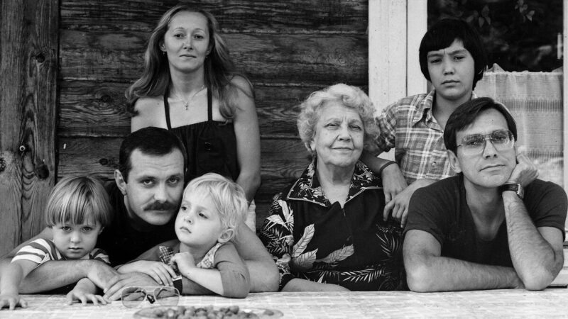 Счастливые моменты из семейного архива Михалковых.