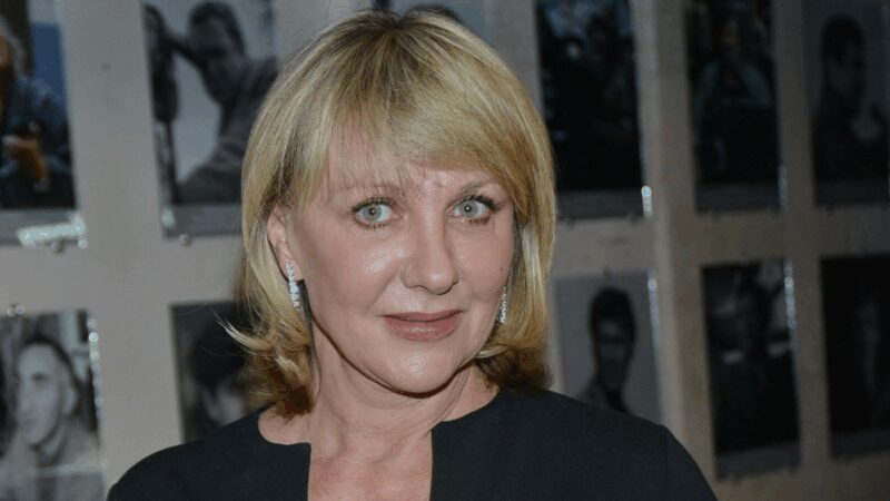 «Изба XIX века, но с комфортом XXI»: как Елена Яковлева 4 года строила свой необычный дом под Москвой